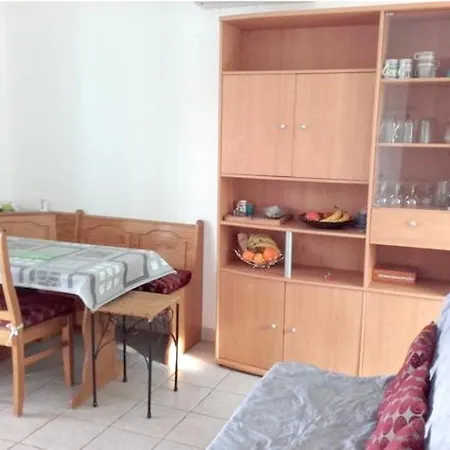 Maison Charmante A Avec Piscine Partagee *